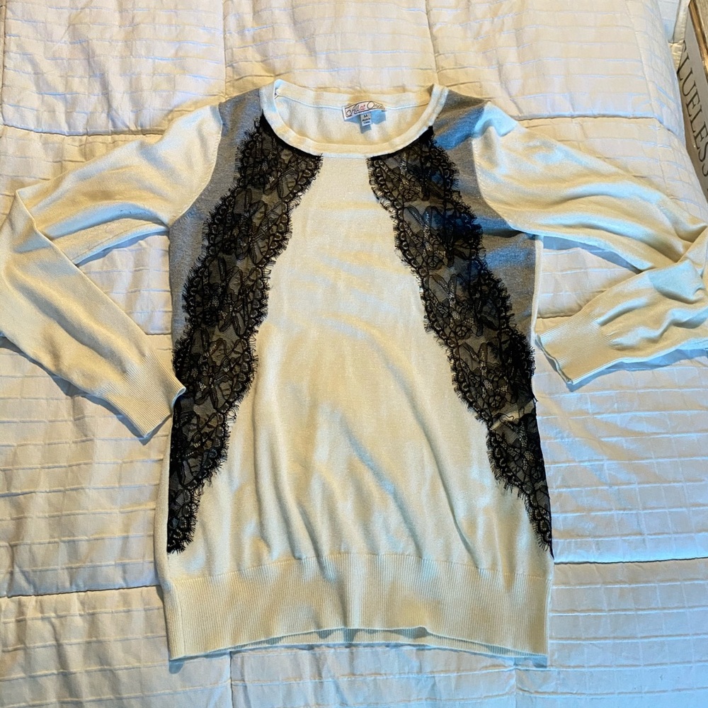 All at Once lightweight Sweater